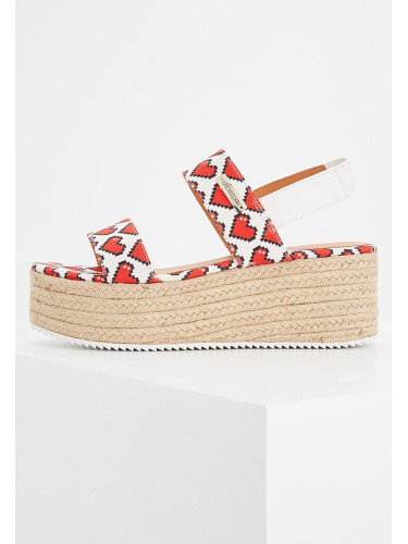 Босоножки белые женские