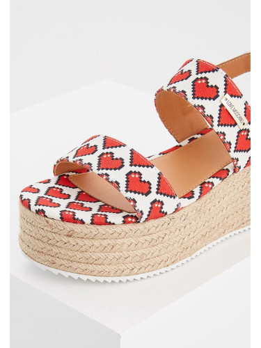 Босоножки белые женские