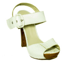 Туфли женские из кожи питона белые